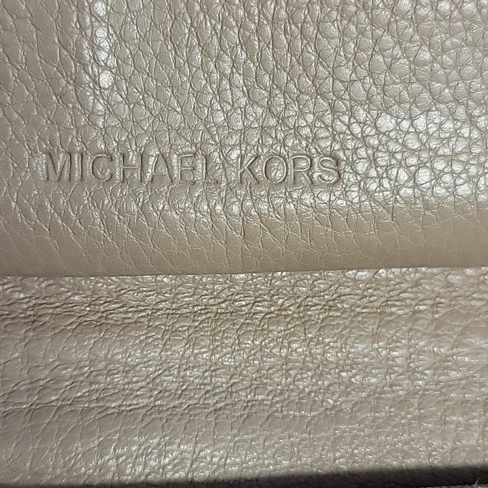Michael Kors elegant taupe